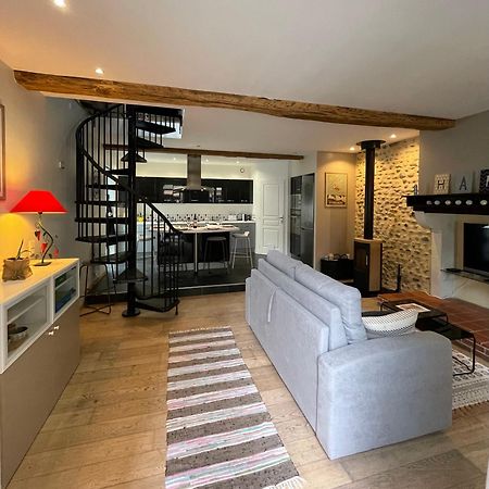 Loft De Charme En Centre-Ville Pau Luaran gambar