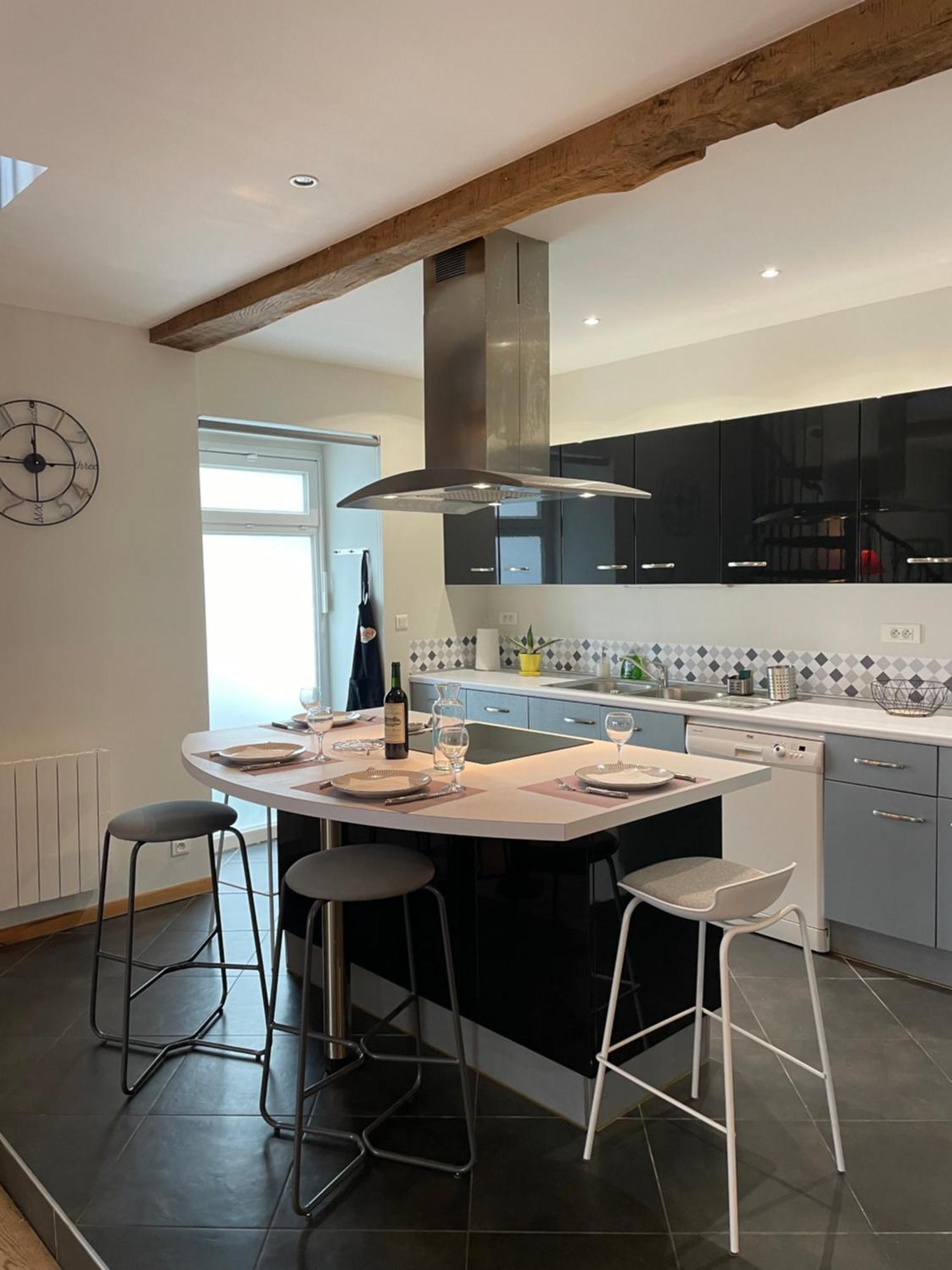 Loft De Charme En Centre-Ville Pau Luaran gambar